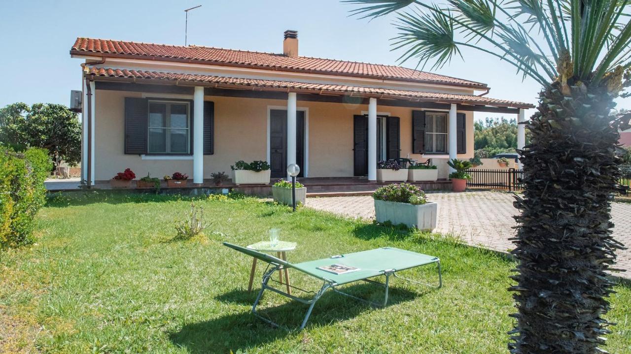 Villa Cabirol Fertilia Eksteriør billede