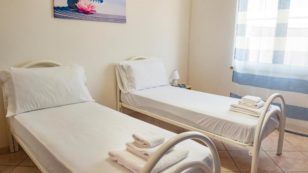 Villa Cabirol Fertilia Eksteriør billede